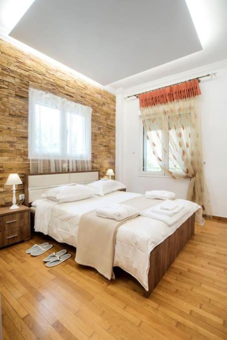 Kifisia Kallisti Suites Athens Exterior photo